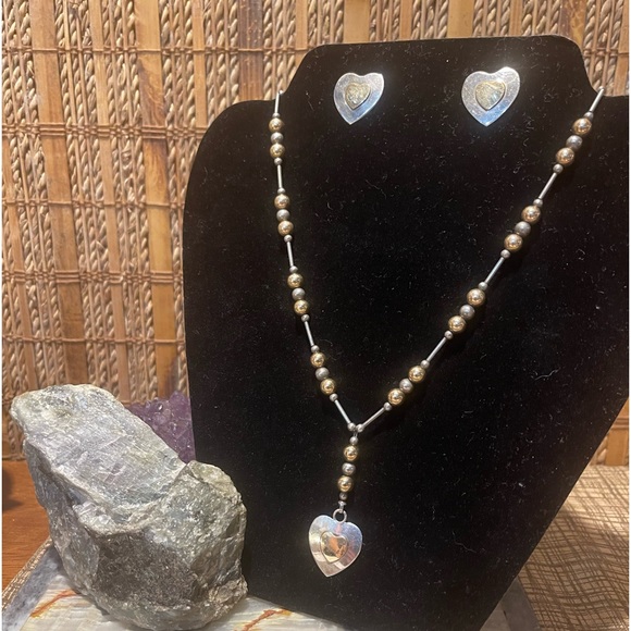 VTG VHC Chavez Navajo Pearl and Heart Sterling Silver 925 14KGF Beaded Necklace - Picture 2 of 8